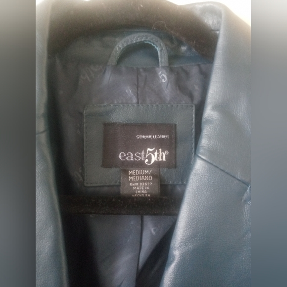 Jacket - Picture 2 of 4